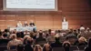 Vortrag auf der Bühne, Publikum